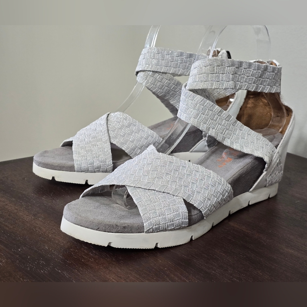 Bernie Mev. New York Honesty Sandals Women's Size 38 EUR/7.5 US - Picture 5 of 10